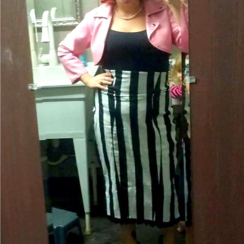 Lauren Byrnes California 2015 Black & White Stripped Skirt